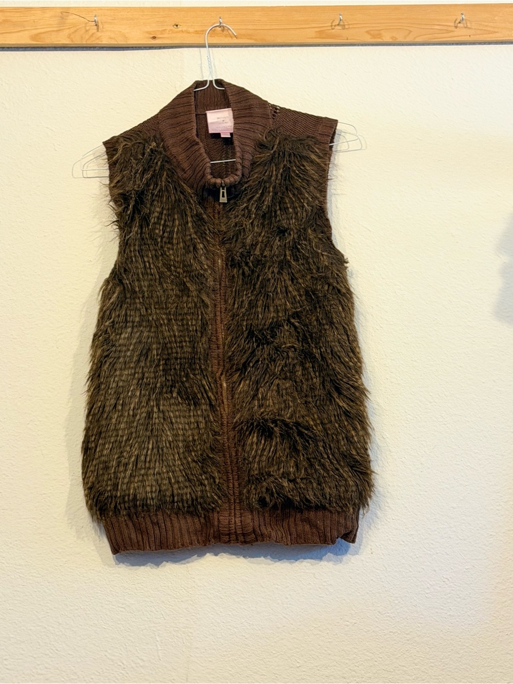 Romeo & Juliet Couture Brown Faux Fur Knit Vest